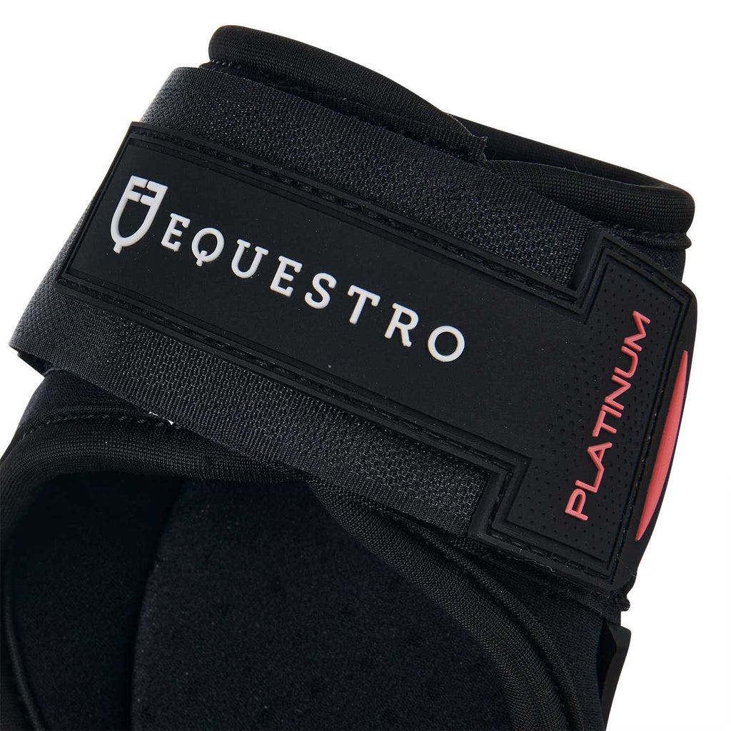 Tendon boots and young horse fetlock set in TPU e neoprene