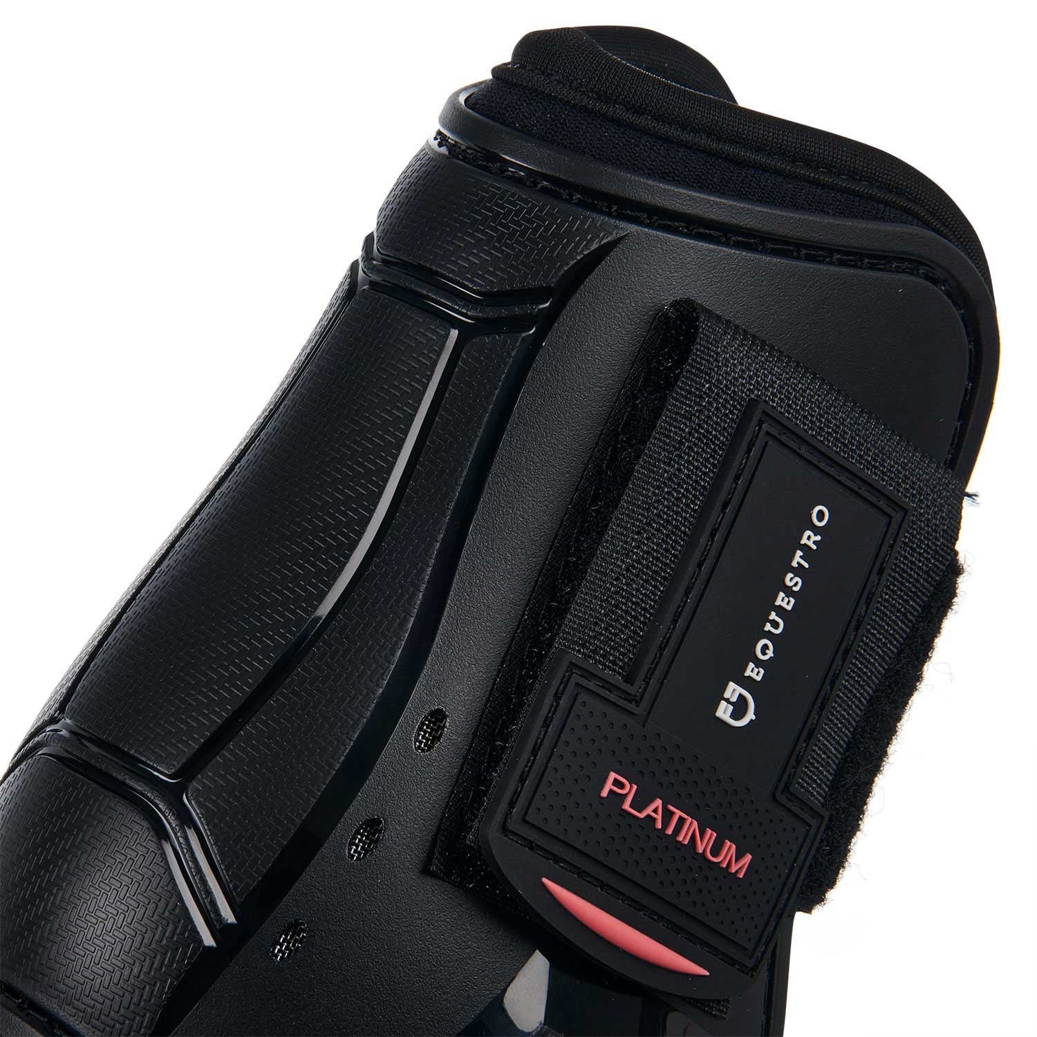 Tendon boots and closed fetlock in TPU and neoprene