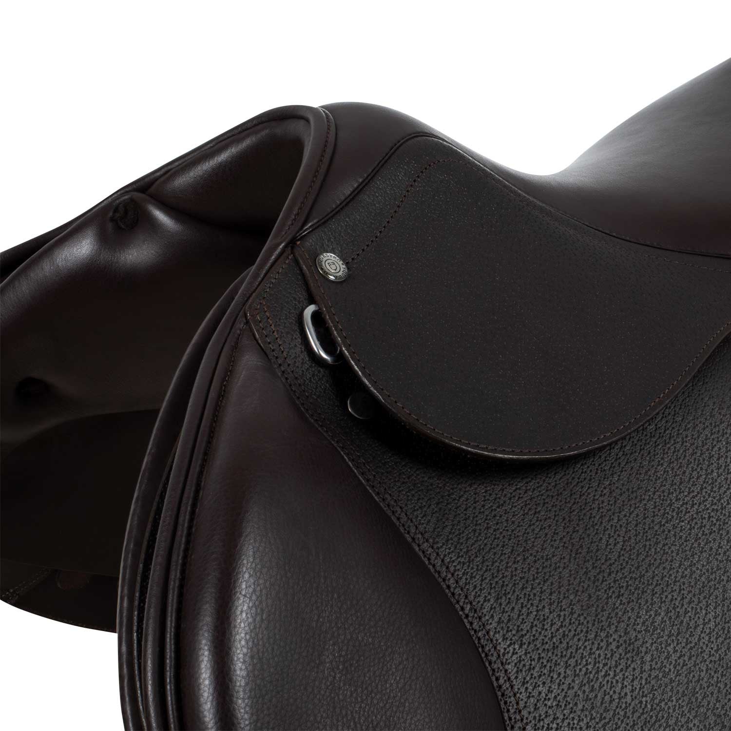 Jumping saddle hammered French leather