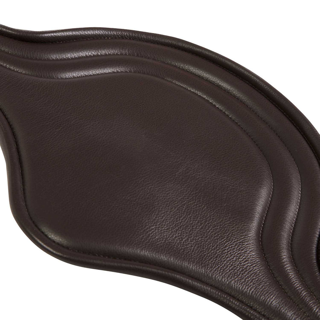 Jumping girth in leather with protectors