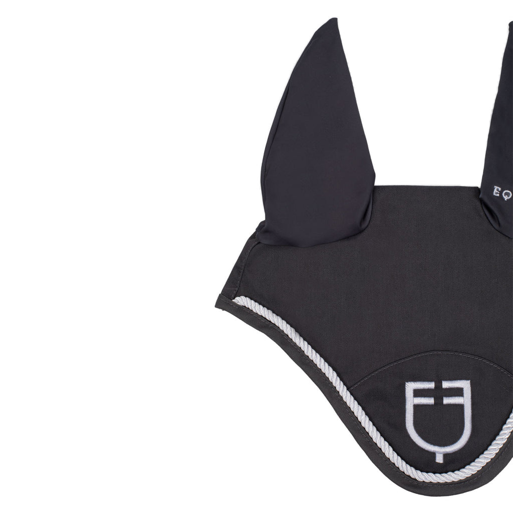 Fly veil in cotton with central logo