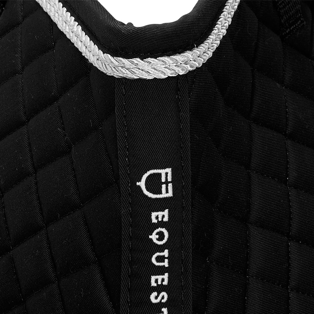 Shaped jumping saddle pad in cotton