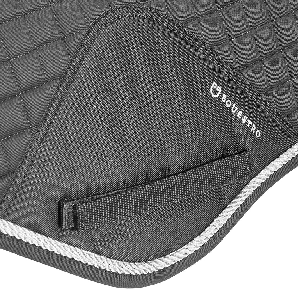 Shaped jumping saddle pad in cotton