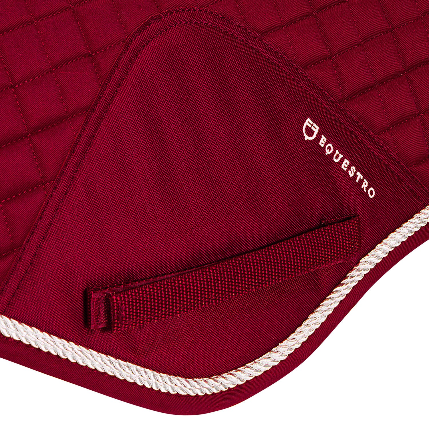 Shaped jumping saddle pad in cotton