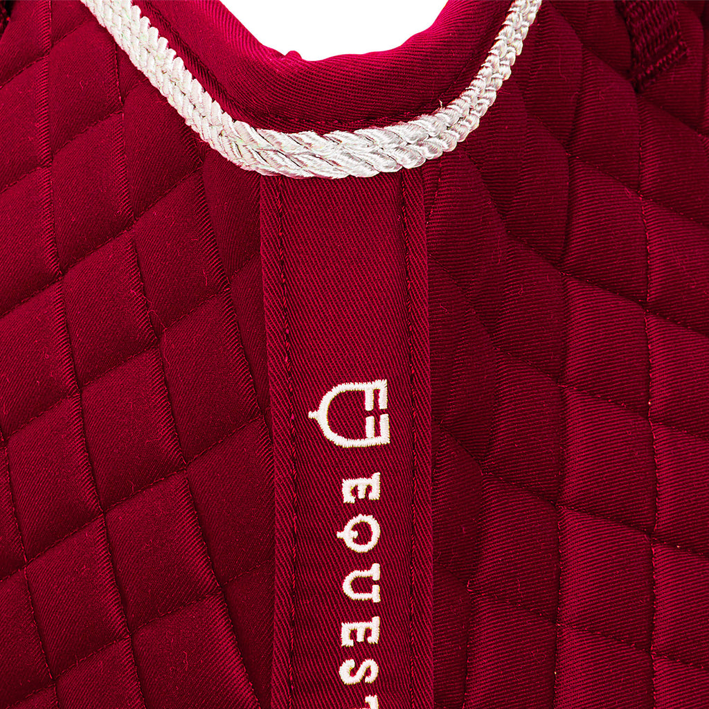 Shaped jumping saddle pad in cotton