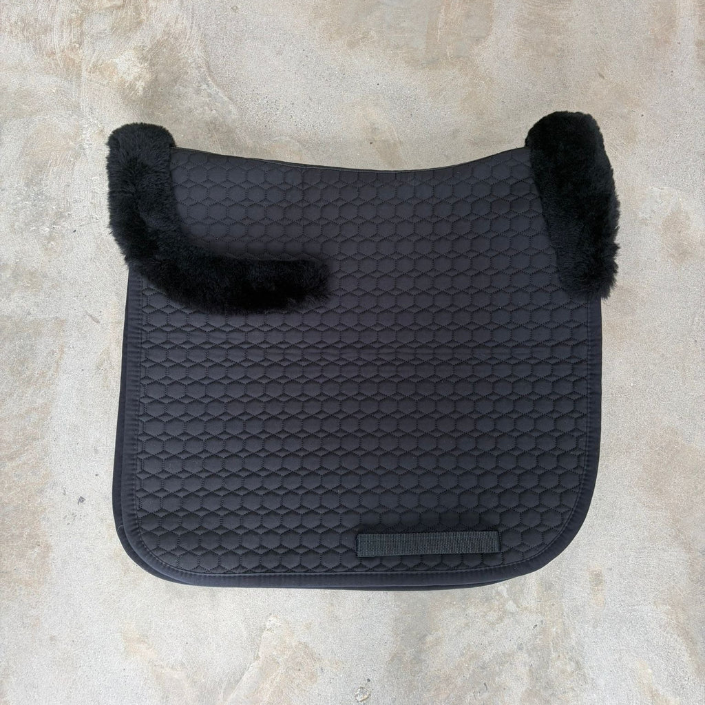 Mattes Saddle Pad with Front and Rear Trim - Black with black trim FULL