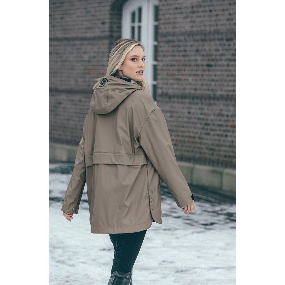 Pikeur AW26 Rainzip Cape 'Athleisure' 284400